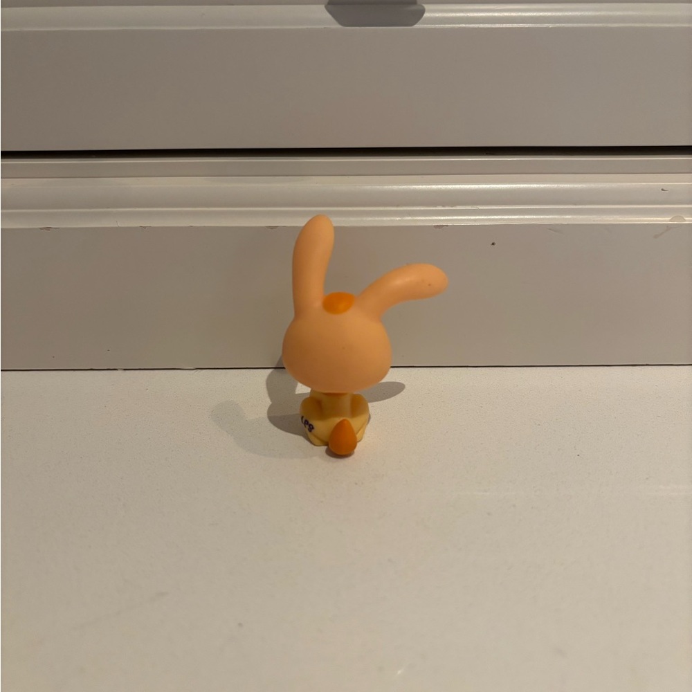 Littlest Pet Shop Rabbit - Picture 3 of 5